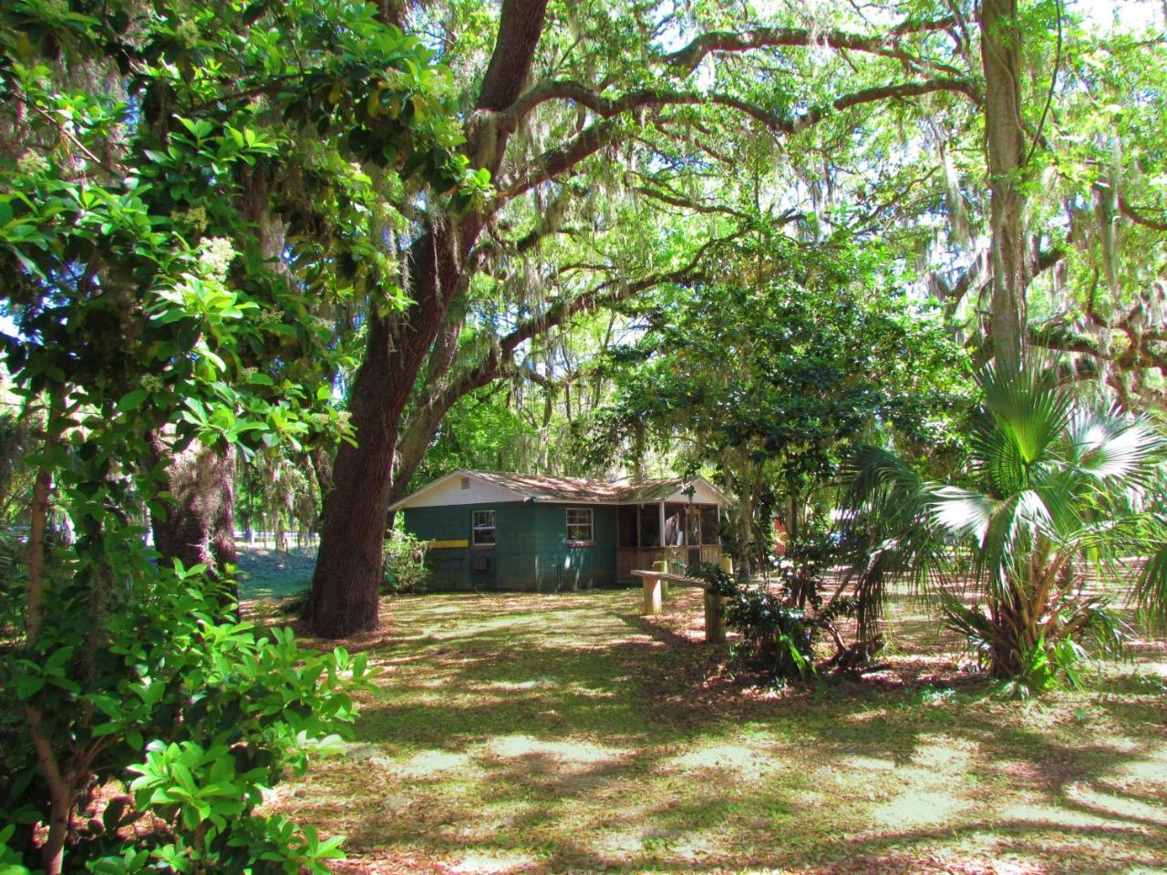 The Yearling Cabins Cross Creek Экстерьер фото